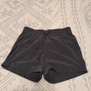 Lululemon speed up shorts athleisure
